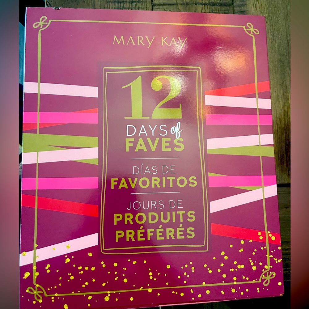 Mary Kay - 12 Days of Favs (brand new)